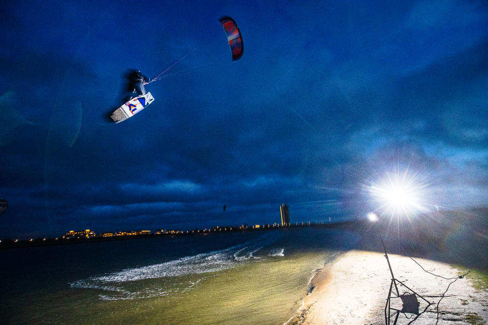 Flashlight shooting, Kitesurfing, Büsum, Germany